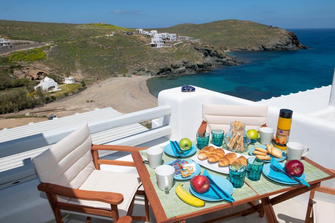 Superior Beachfront Apartment 1 With View To The Aegean Sea Panormos  Exterior photo